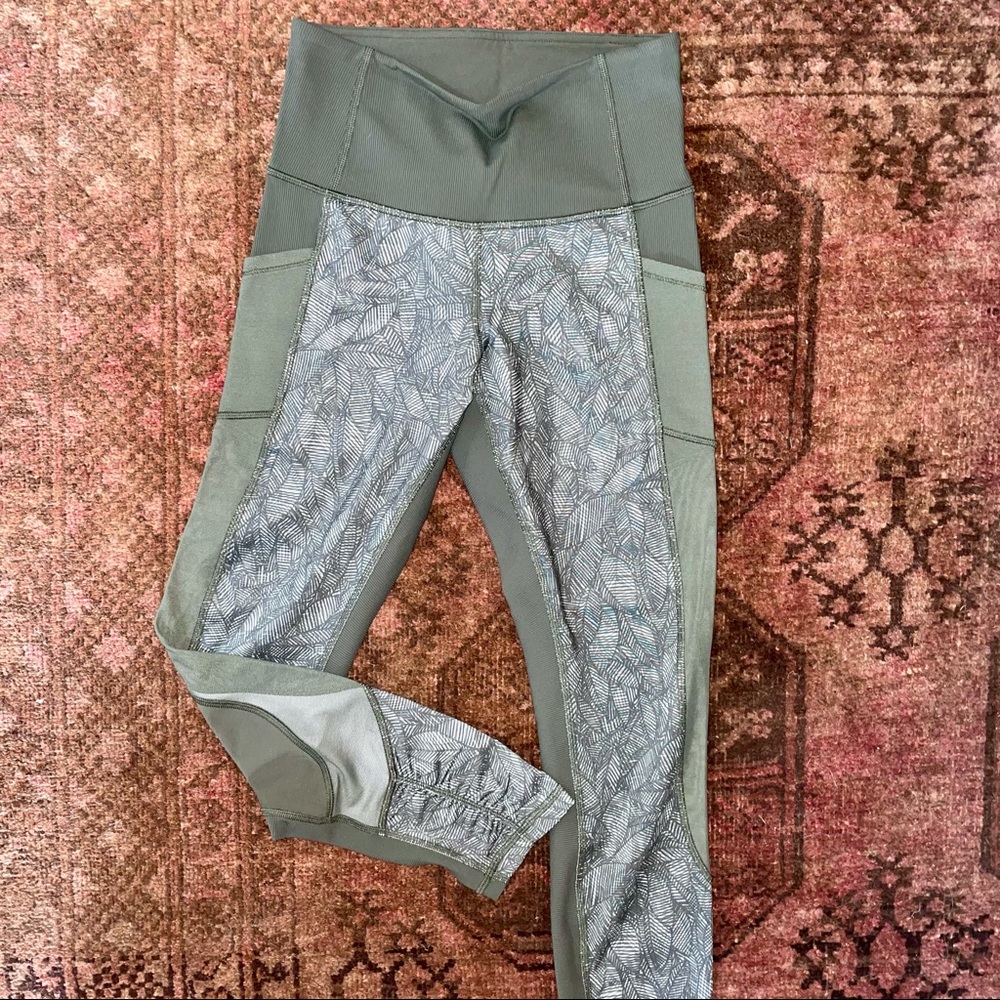 Lululemon mesh pocket leggings size 6 new